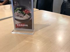 -蒙自源米线大王(东站店)