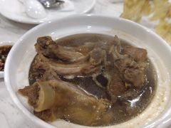 三美猪大支骨-三美肉骨茶(柏威年广场店)