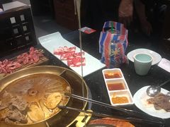 -猪啊牛呀羊啊铜盘烤肉(正大广场店)
