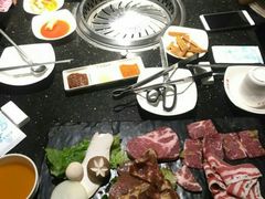 -木槿花韩式炭烤·熟成肉工坊(孙文东路店)