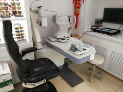 -新视达眼镜店·蔡司·依视路(名镜苑店)