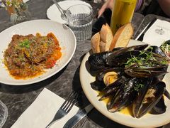 -LESCEDARS Brasserie Bistro香柏树