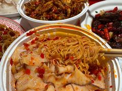 -辣小鲜·南昌大排档(船山路店)