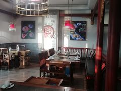 -小天鹅火锅·一线江景洪鼎旗舰店(洪崖洞店)