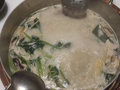 -洪氏嗨捞·猪肚鸡火锅(阳光天地店)