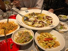 -渔语鱼新川菜Bistro(万象天地店)