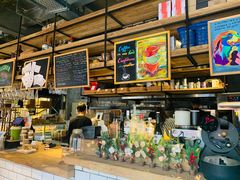 -Common Table · Brunch & Coffee