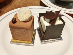 -咖啡苑自助餐厅·中国大饭店
