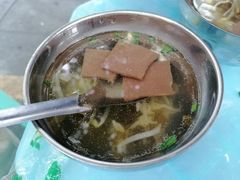鸡血汤-小翔干面(西航店)