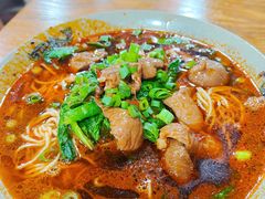 红烧肥肠面-丁丁猫重庆小面(徐州路店)