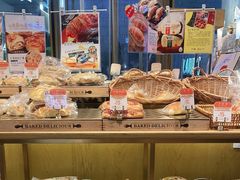 面包甜点陈列柜-西村叔叔的店·面包·甜品·蛋糕(崂山丽达店)