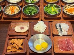 -银米·云南传统过桥米线(双廊黑金冠店)