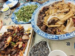 -壹阁胡羊焖饼(特色小吃街店)