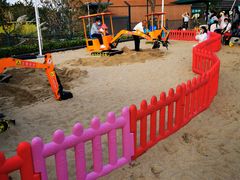 -季高兔窝窝亲子园(上海薰衣草公园店)