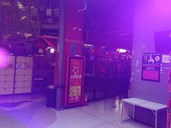 -嗨翻Hi-Fun竞技主题乐园·蹦床团建生日聚会(五棵松华熙店)