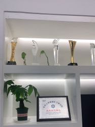 -蕾特恩专业祛痘·皮肤管理