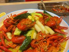 黄焖小龙虾-龙虾奇迹(大华三路店)