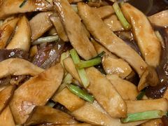 -吾悦广场(南京鼓楼店)