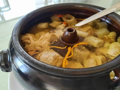 原味汽锅鸡-云腾食府·云南菜