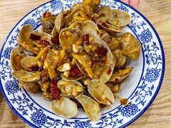 -江城燕子大排档(江汉路步行街店)