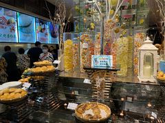 -三英温泉度假酒店-自助餐厅