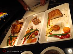 -西安皇冠假日酒店·朱雀咖啡厅
