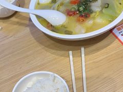 青花椒酸菜鱼巴沙鱼-鱼你在一起(福田安吉尔店)