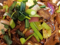 带皮牛肉锅-苗湘食府(十年店)