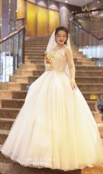 -予白婚纱礼服馆