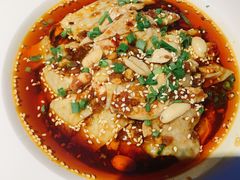 -渝半城经典川粤菜(重庆天地店)