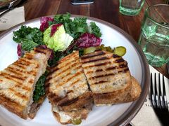 超级牛肉帕尼尼-O'mills Sourdough Bakery&Bistro(永嘉路店)