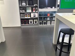 -Apple授权专营店(宝山万达店)