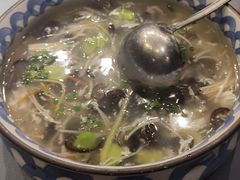 -新丁香海鲜主题餐厅(现代花园店)