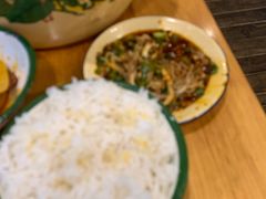 -拈签一笑黄牛肉辣卤串串