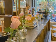 自助取餐区-邊渡咖啡