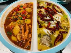 -姚姚酸菜鱼·金戈戈香港豉油鸡(喜荟城联名店)
