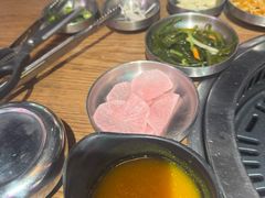 -香猪坊韩国烤肉专属门店(魏公村店)