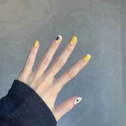 -悦指间美甲美睫