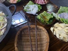 -乖嬢嬢重庆老火锅(南联店)