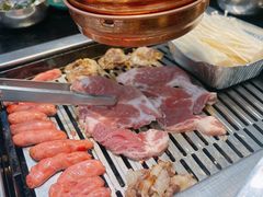 -臻牛烤肉