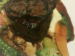 -WOLFGANG PUCK KITCHEN & BAR(迪士尼小镇店)