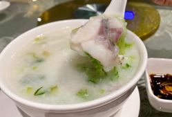 -佛山顺德香云纱园林酒店-宴会厅