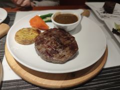 小蜜牛排-斗牛士牛排餐厅(嘉里汇店)