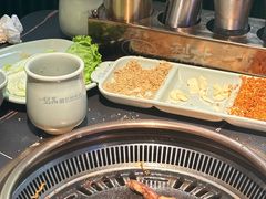 -梨花甄选自助烤肉(小寨原力场店)