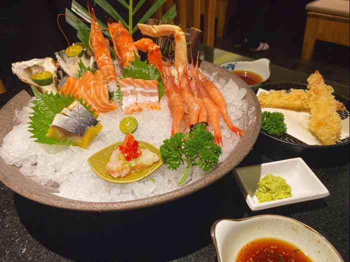 德川家日本料理(双井店)-"家里老人过生日定的包间,选的自助餐b档(.