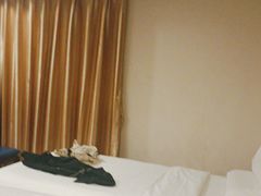 -粤乐电竞酒店(南菲苑店)