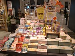 -猫的天空之城概念书店(苏州诚品店)