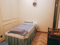 -T8 SALON