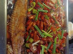 -鸣记脆皮烤鱼(铁西店)