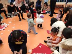 -小门牙好性格托育(北外滩中心)